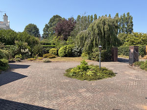 Photo 29- click for photo gallery
